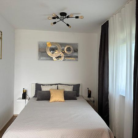 Apartmaji Meli Pu Izola Exteriör bild