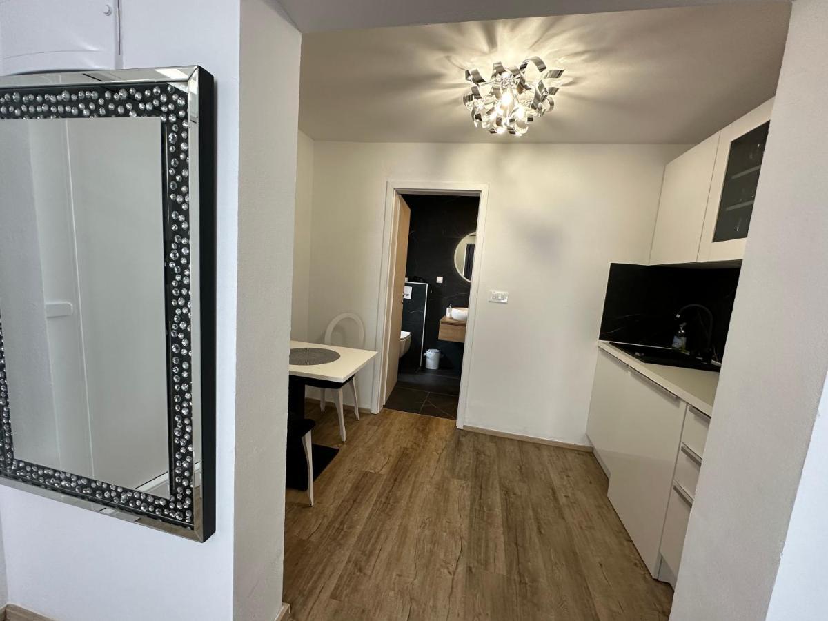 Apartmaji Meli Pu Izola Exteriör bild
