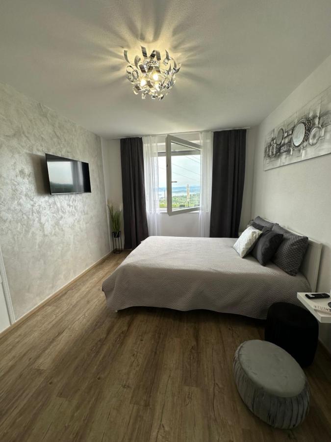 Apartmaji Meli Pu Izola Exteriör bild