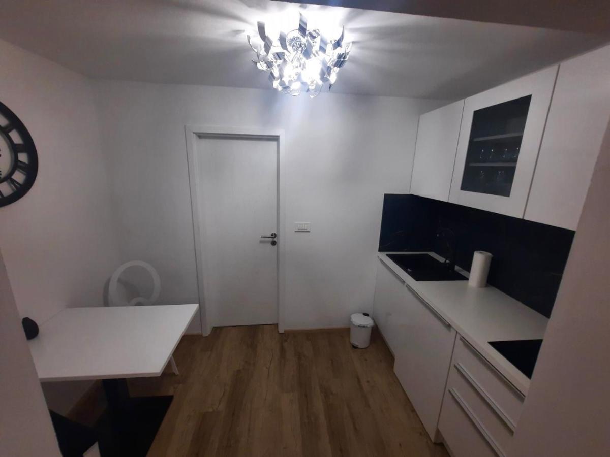 Apartmaji Meli Pu Izola Exteriör bild