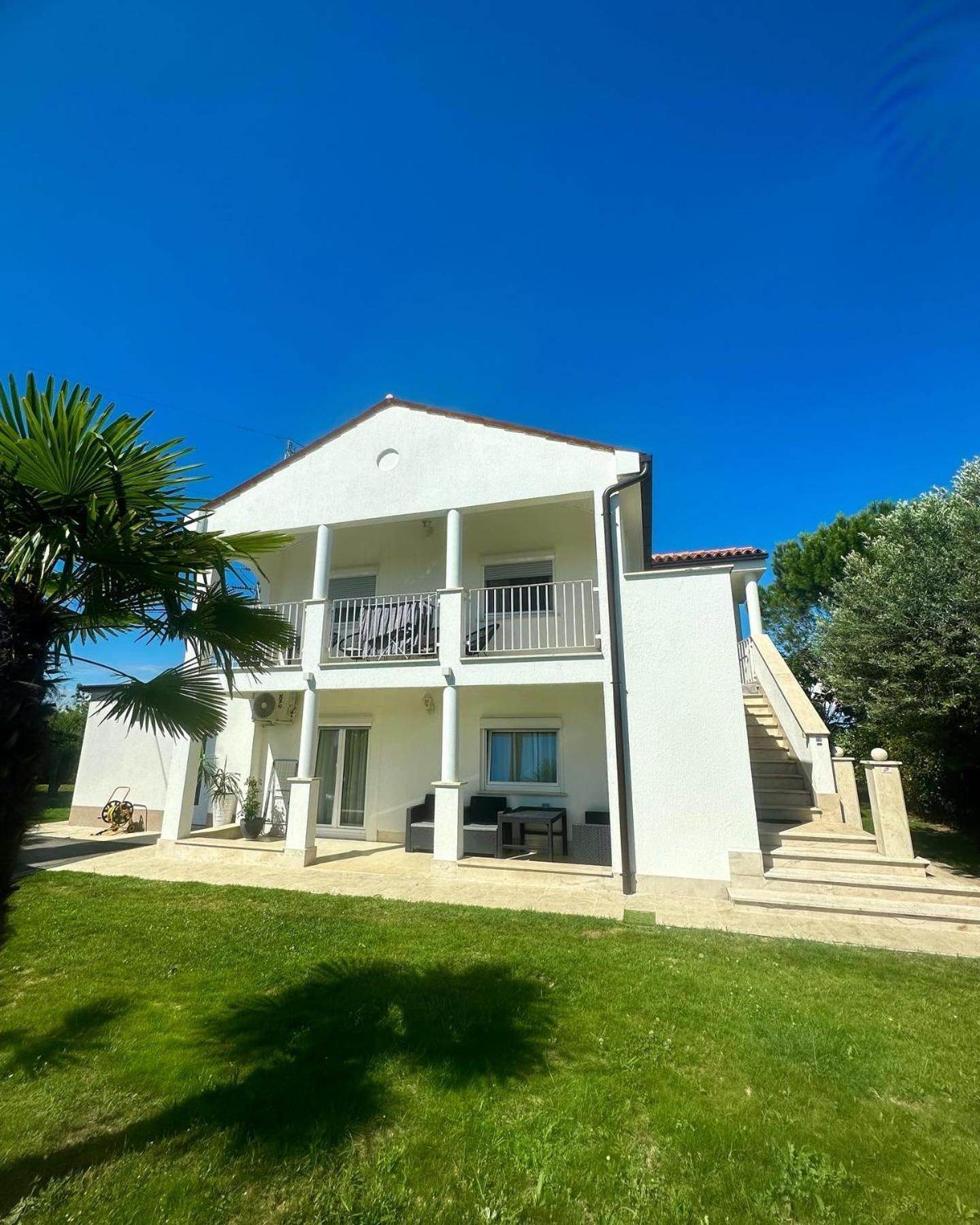 Apartmaji Meli Pu Izola Exteriör bild